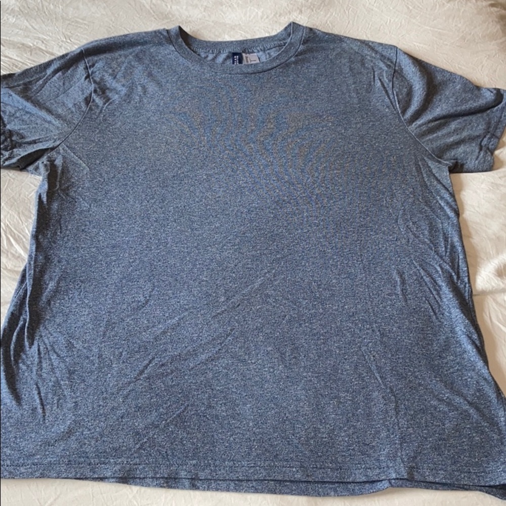 H&M Divided Blue w/ White Men’s Crewneck Tee Large
